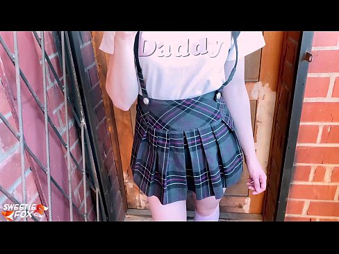 ❤️ Ysgol o Sucks ei dick ddwfn a fucks yn lle dosbarthiadau. Porno wrthon ni ️❤