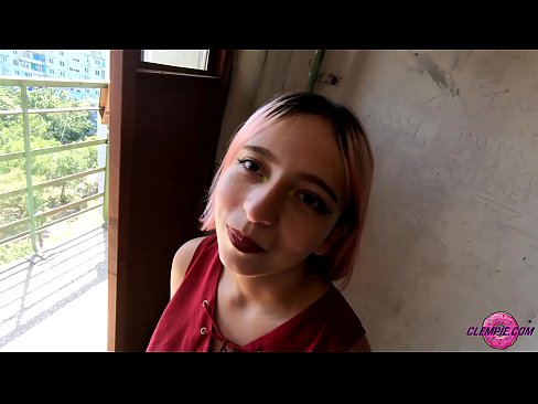 ❤️ Myfyriwr Synhwyrol Sugno Dieithryn yn yr Outback - Cum Ar Ei Wyneb Porno wrthon ni ️❤